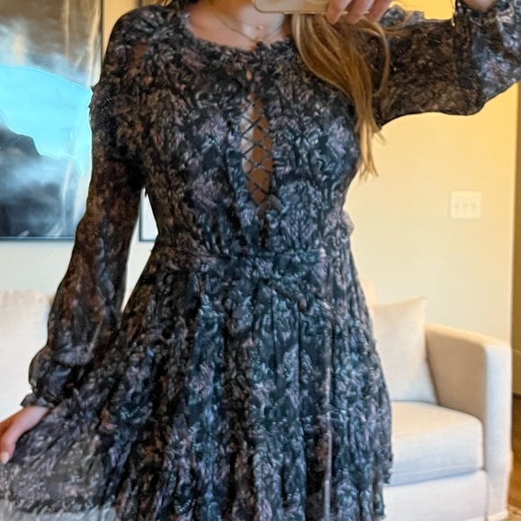 Gorgeous Iro Mini Dress with Cutouts - Size XSmall - Picture 3 of 5